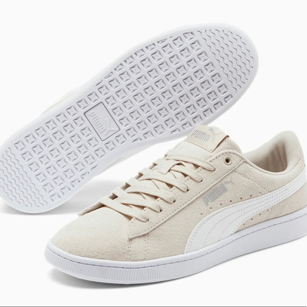 Puma Vikky v2 Sneaker - Suede Tan/Cream - SZ 8